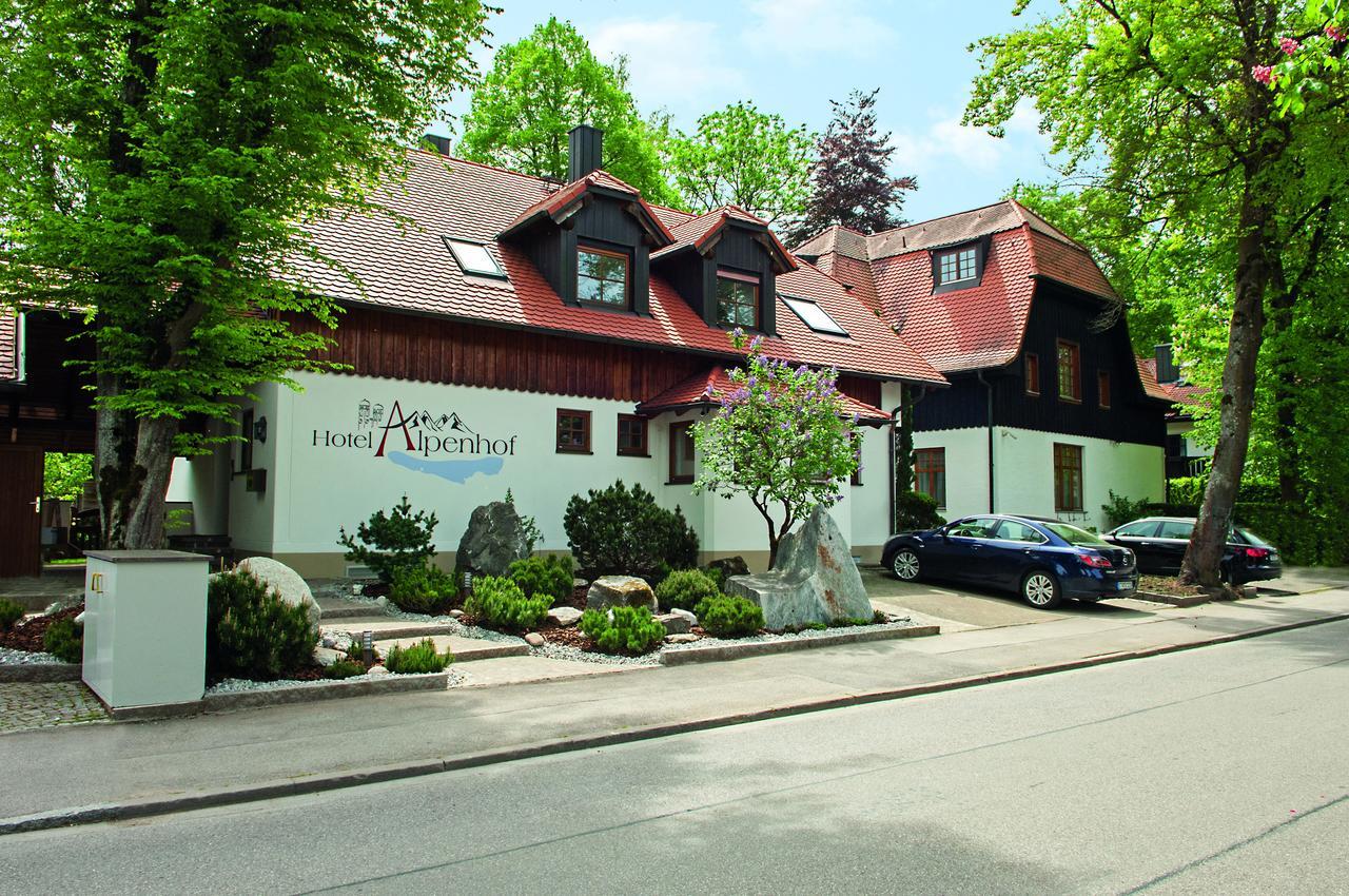 Alpenhof Hotel Gauting Exterior foto